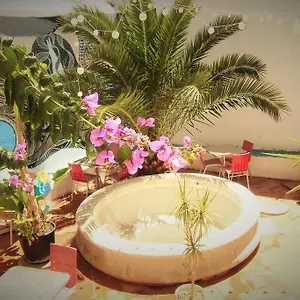 Albergue The White Butterfly, Lagos